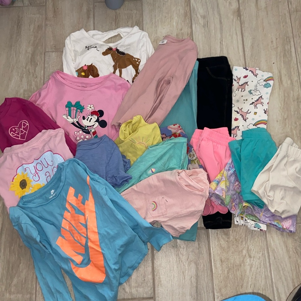 Girls 3T Big Bundle of Used Play Clothes Well Worn Cheap